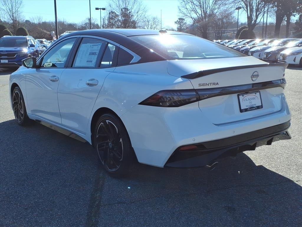New 2026 Aspen White TriCoat / Super Black Two-tone Nissan SR image 10