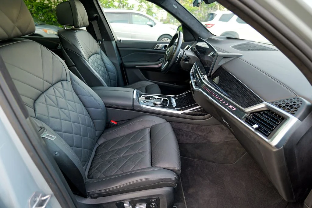 Used 2024 Brooklyn Gray Metallic BMW xDrive40i image 41