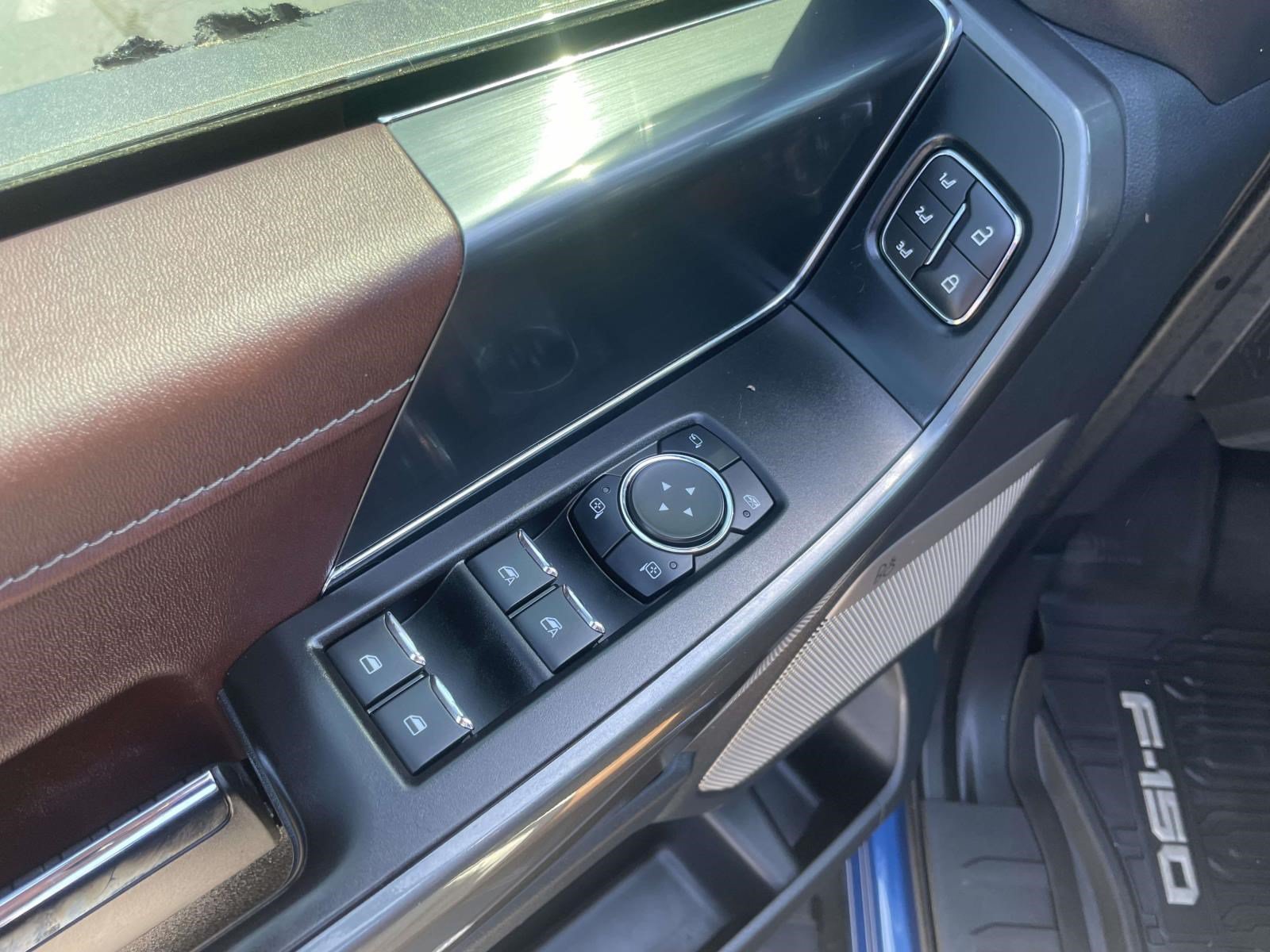 Used 2022 Blue Ford LARIAT image 18
