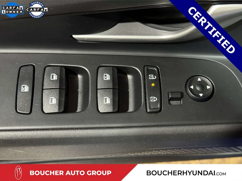 2025 Hyundai Elantra SEL - Photo 17