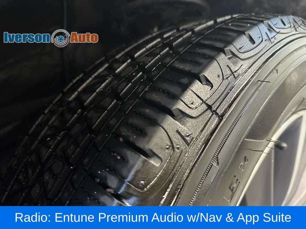 Used 2018 Gray Toyota XLE image 14