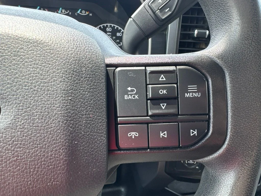 Used 2021 Oxford White Ford XLT image 18