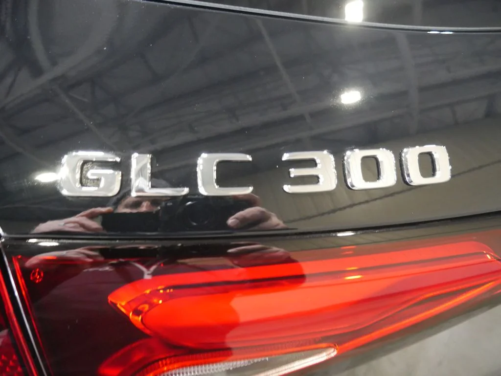Certified Used 2026 Black Mercedes-Benz GLC 300 image 8