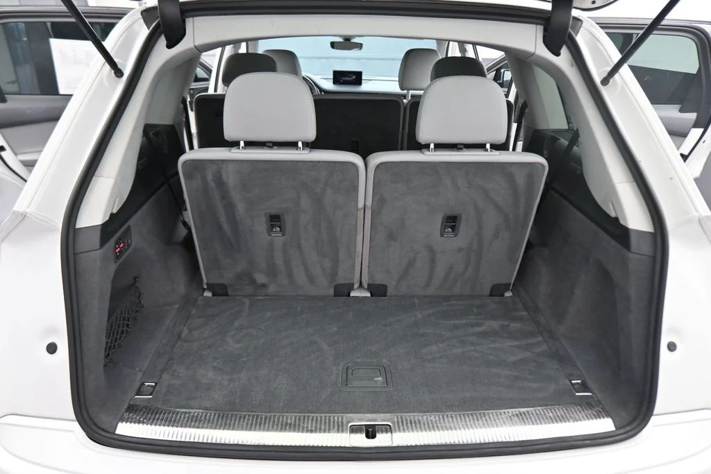 Used 2019  Audi 55 Premium image 43
