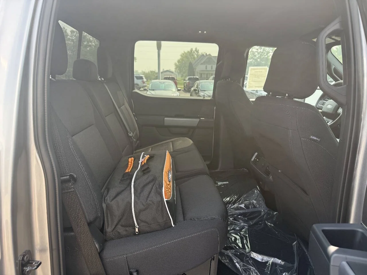 New 2026 Iconic Silver Metallic Ford XLT image 9