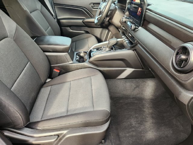 2025 Chevrolet Colorado Work Truck - Photo 14