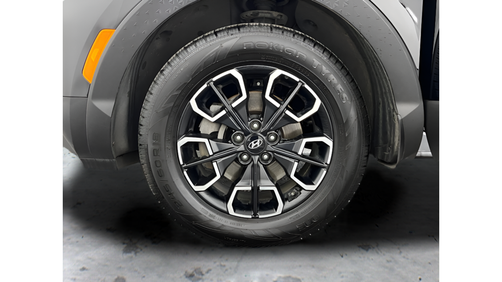 Used 2022 Black Hyundai SEL image 24