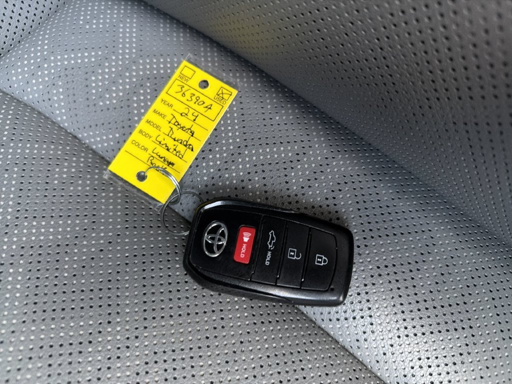 2024 Toyota Tundra Limited - Photo 35