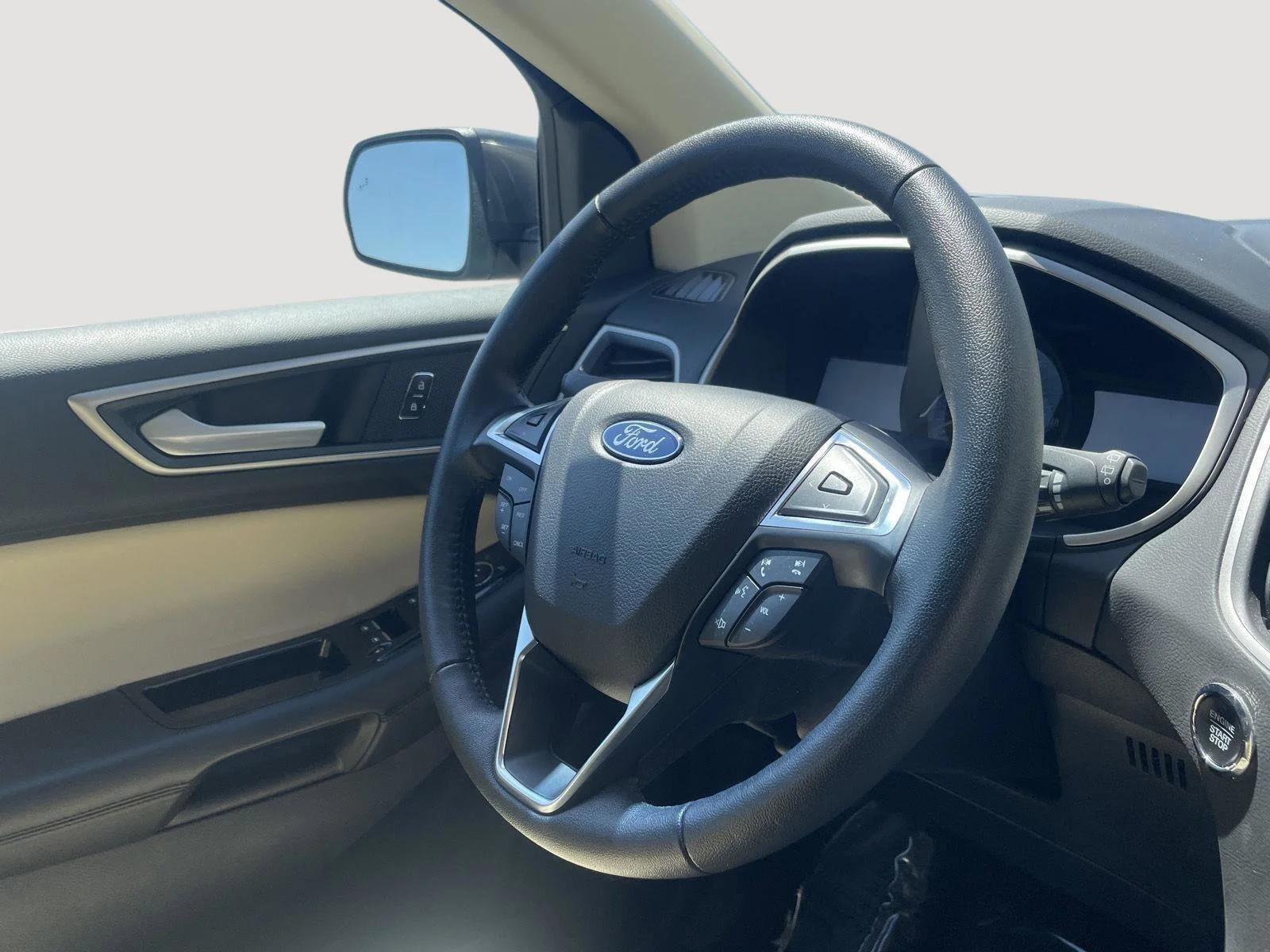 Used 2020 Magnetic Ford SEL image 6
