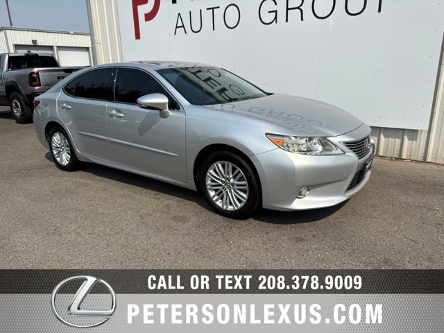 Used 2013 Silver Lexus Premium image 2