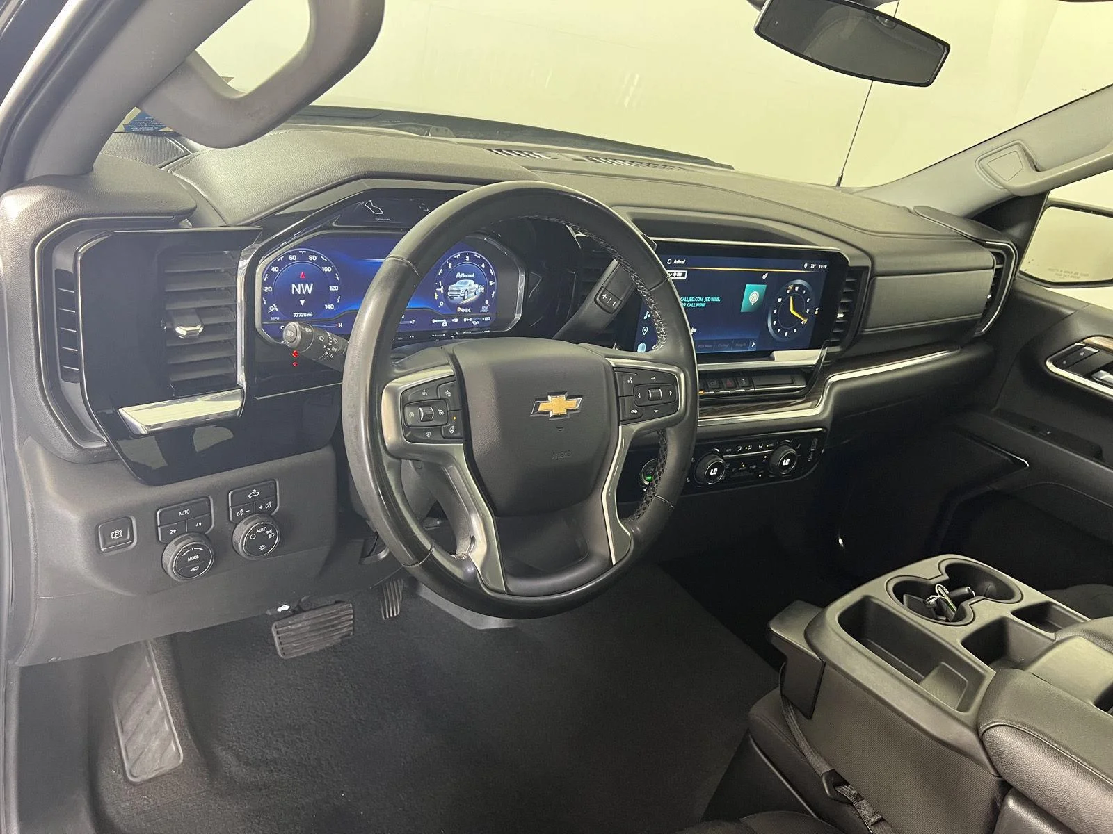 Used 2023 Ash Chevrolet LT image 13