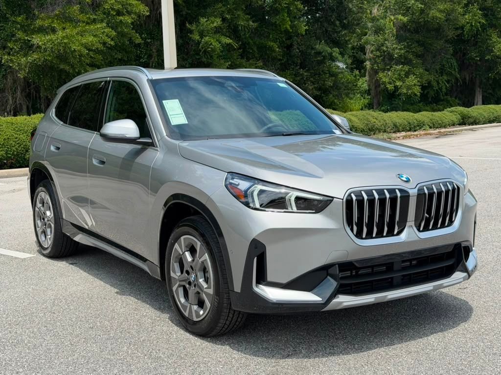 New 2026 Silver BMW xDrive28i image 7