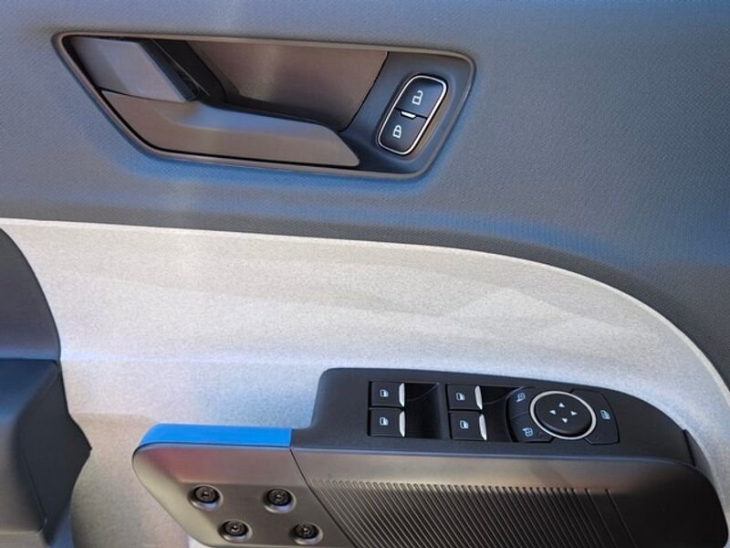 2025 Ford Maverick XLT - Photo 33