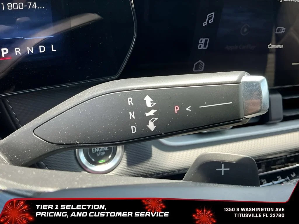 Used 2025 Mosaic Black Metallic Chevrolet LT image 29