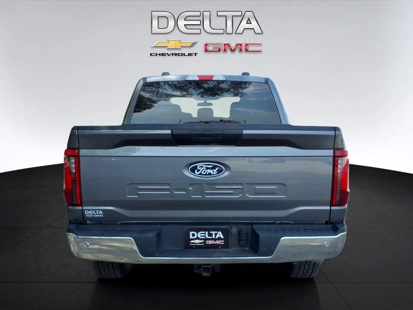 Used 2025  Ford XLT image 4