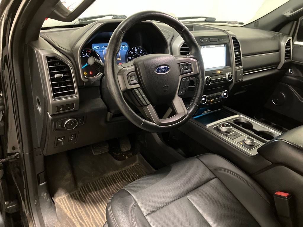 Used 2018 Black Ford XLT image 2