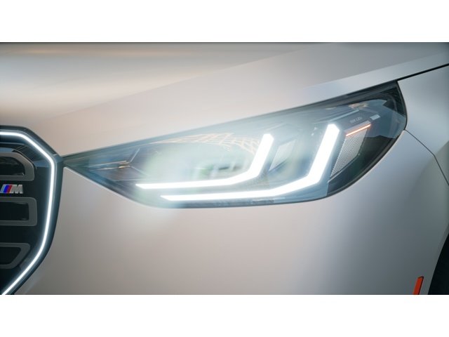 New 2026 Frozen Pure Grey Metallic BMW M50 xDrive image 6