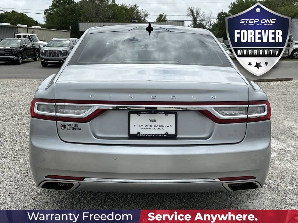 Used 2020 Silver Lincoln Reserve image 7