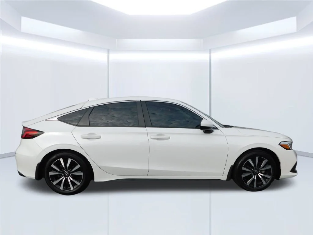 Certified Used 2024 White Honda EX-L image 2
