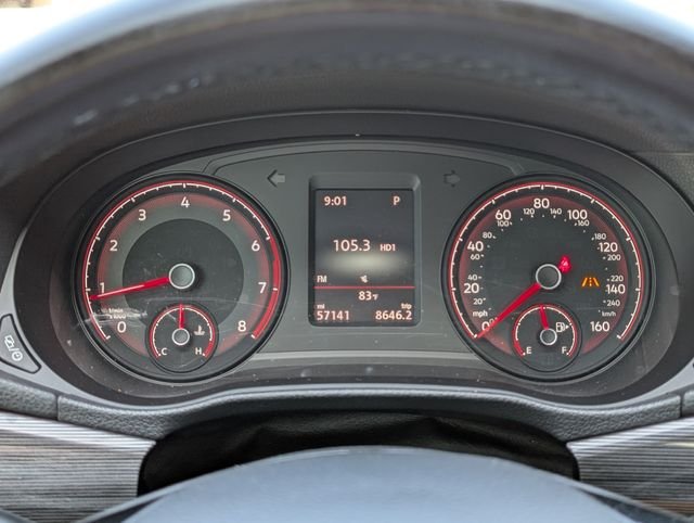 Used 2020  Volkswagen 2.0T R-Line image 14