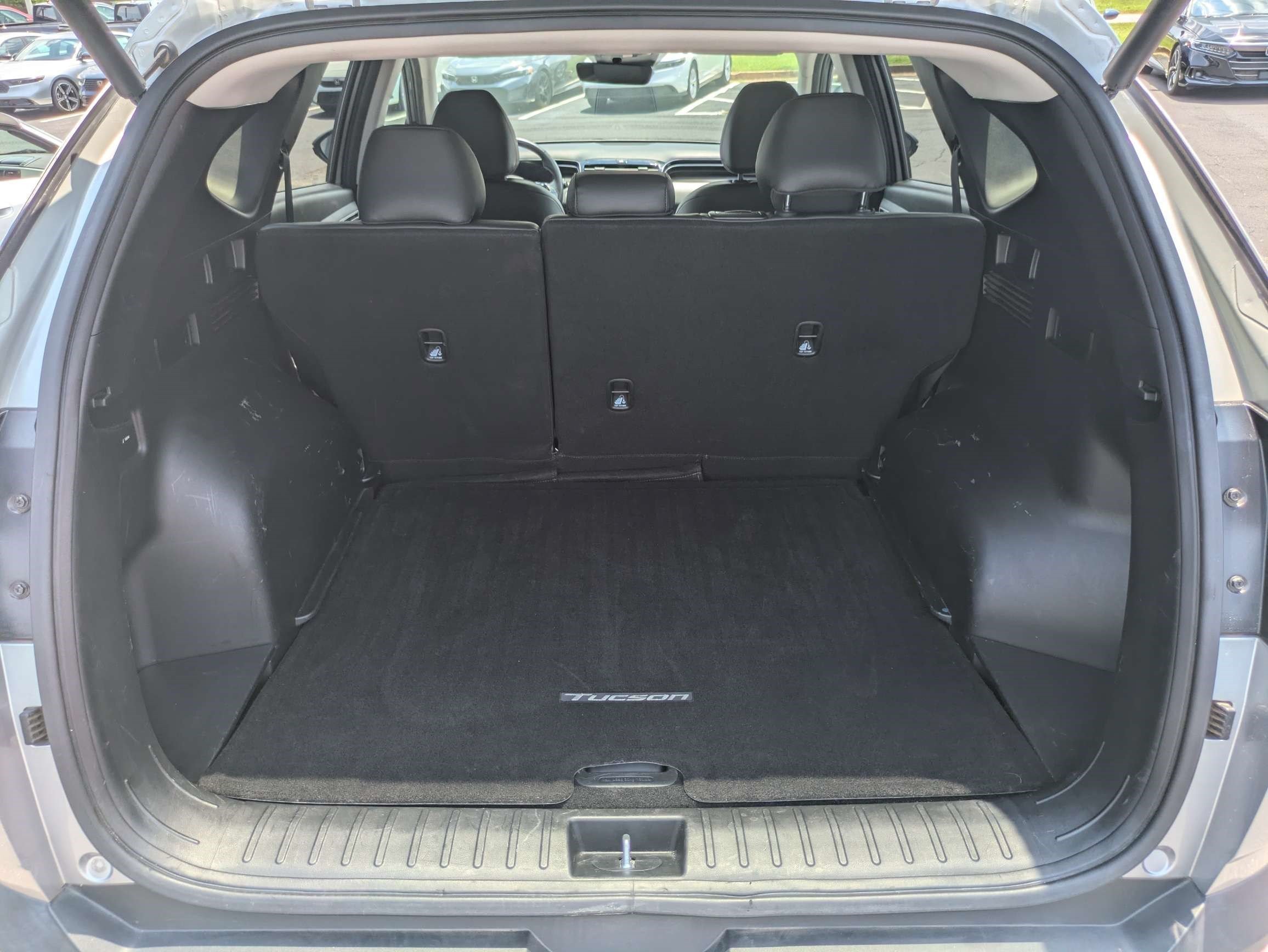 Used 2023 Shimmering Silver Hyundai SEL image 18