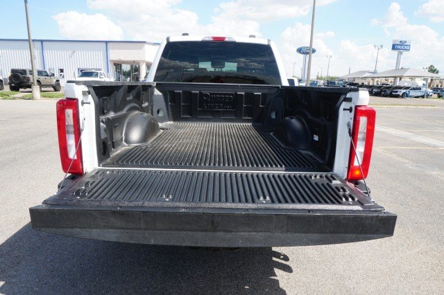 Used 2025 Oxford White Ford XLT image 7
