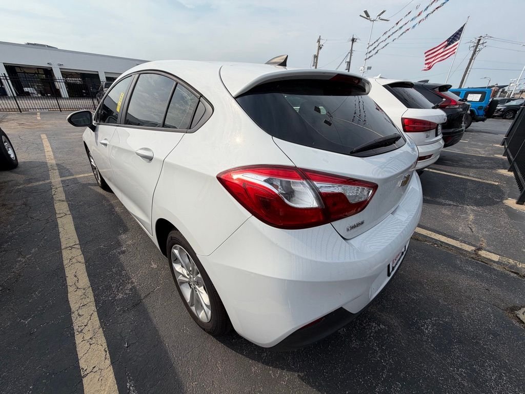 Used 2019 SUMMIT WHITE Chevrolet LS image 12