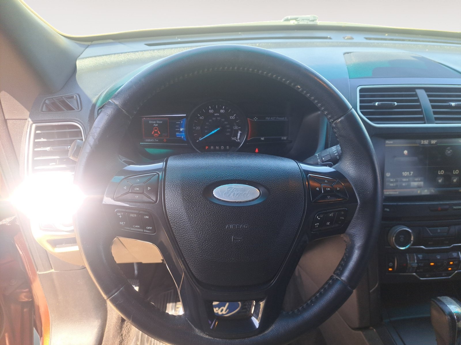 Used 2016 Orange Ford XLT image 13