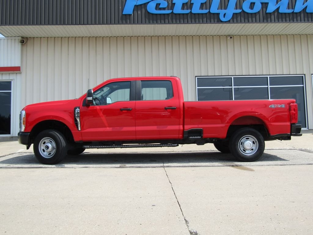 Used 2023 Red Ford XL image 11