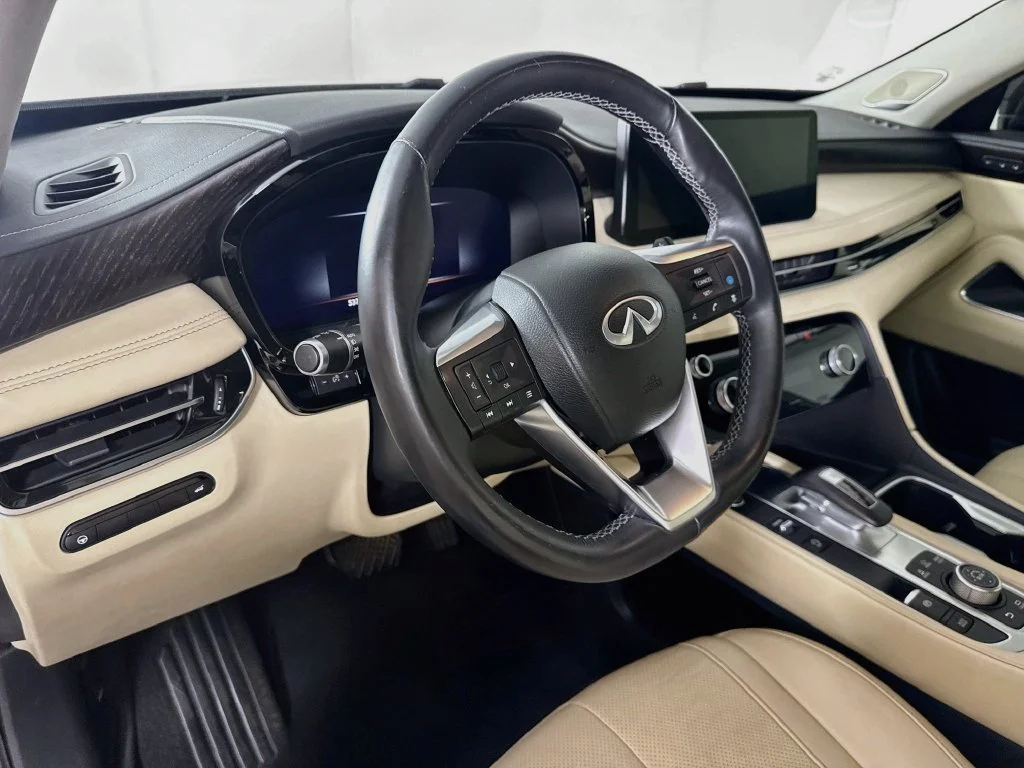 Certified Used 2023 Blue INFINITI Sensory image 12