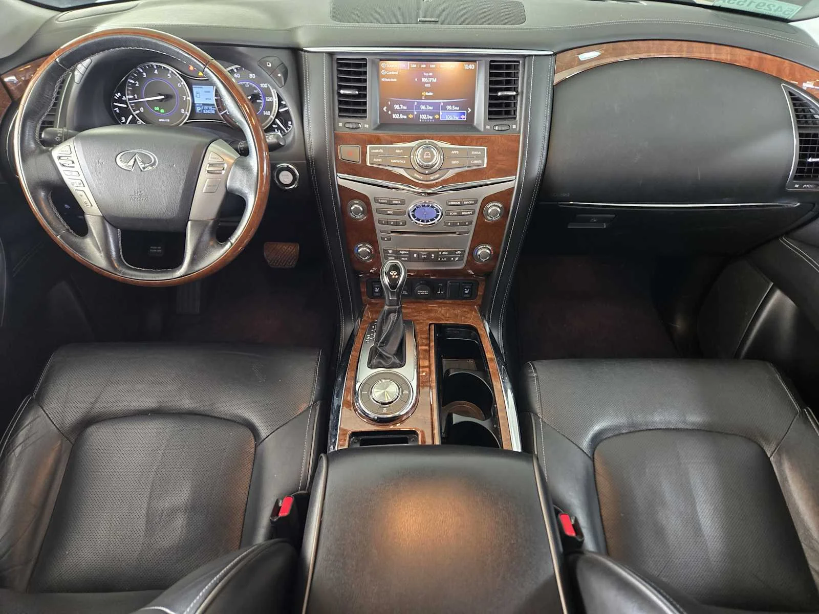 Used 2018 Champagne Quartz INFINITI  image 24