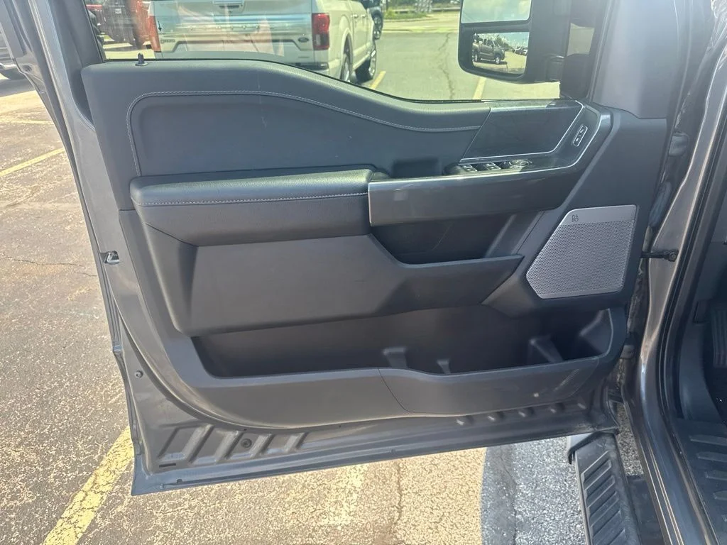 Used 2023 Gray Metallic Ford XLT image 14