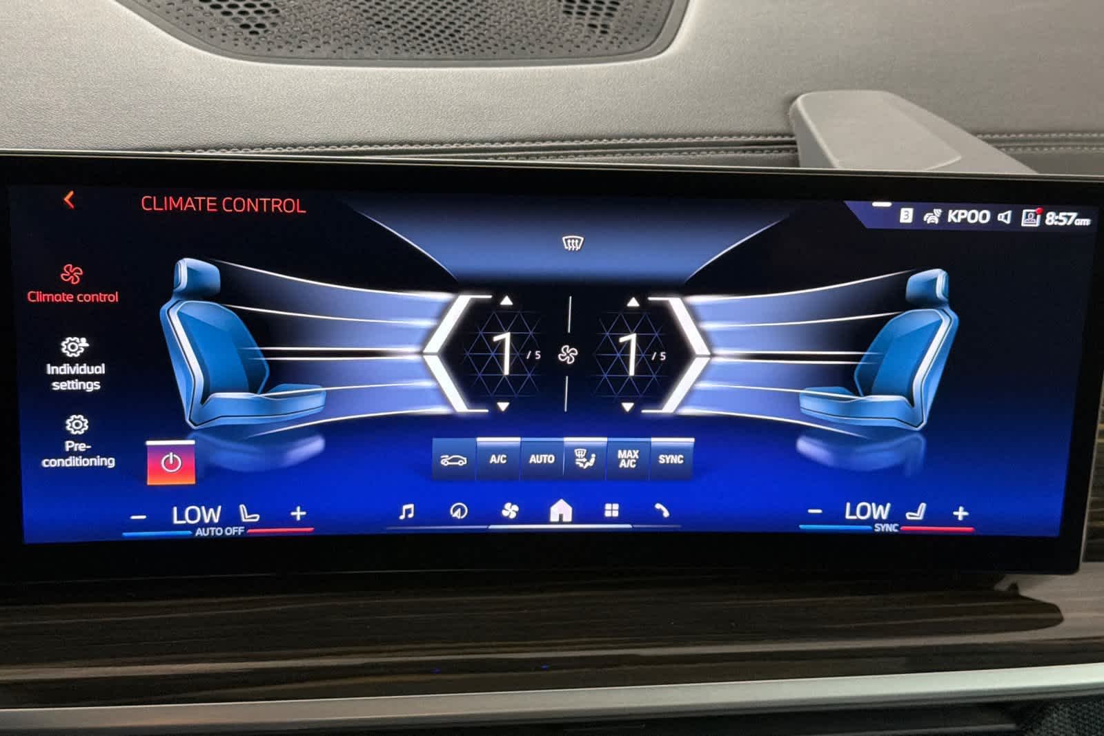 Used 2024 Skyscraper Grey Metallic BMW xDrive50e image 21