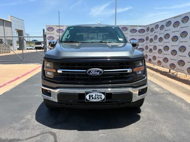 New 2026 Carbonized Gray Metallic Ford XLT image 3