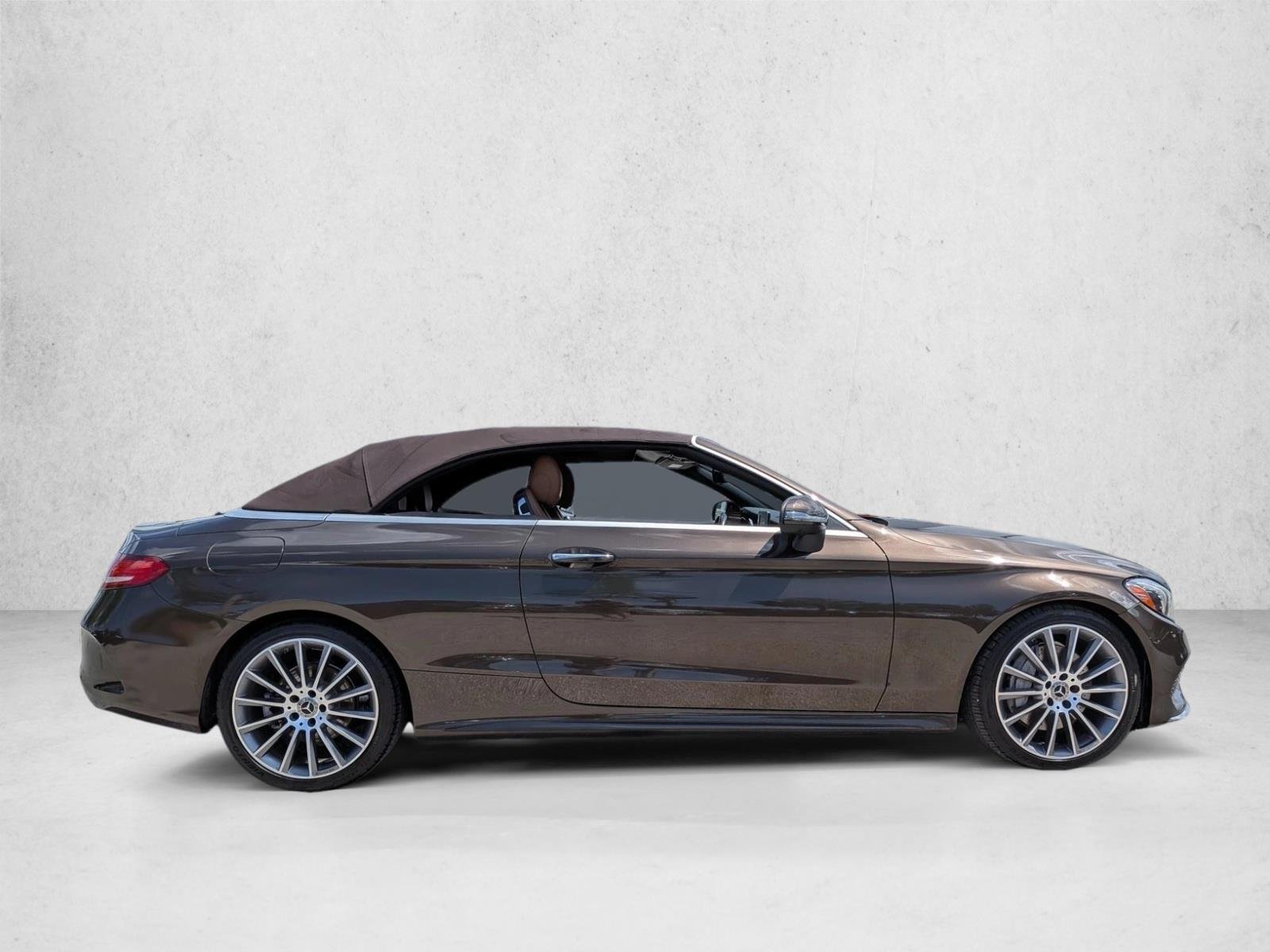 Used 2018 Dakota Brown Metallic Mercedes-Benz C 300 image 4