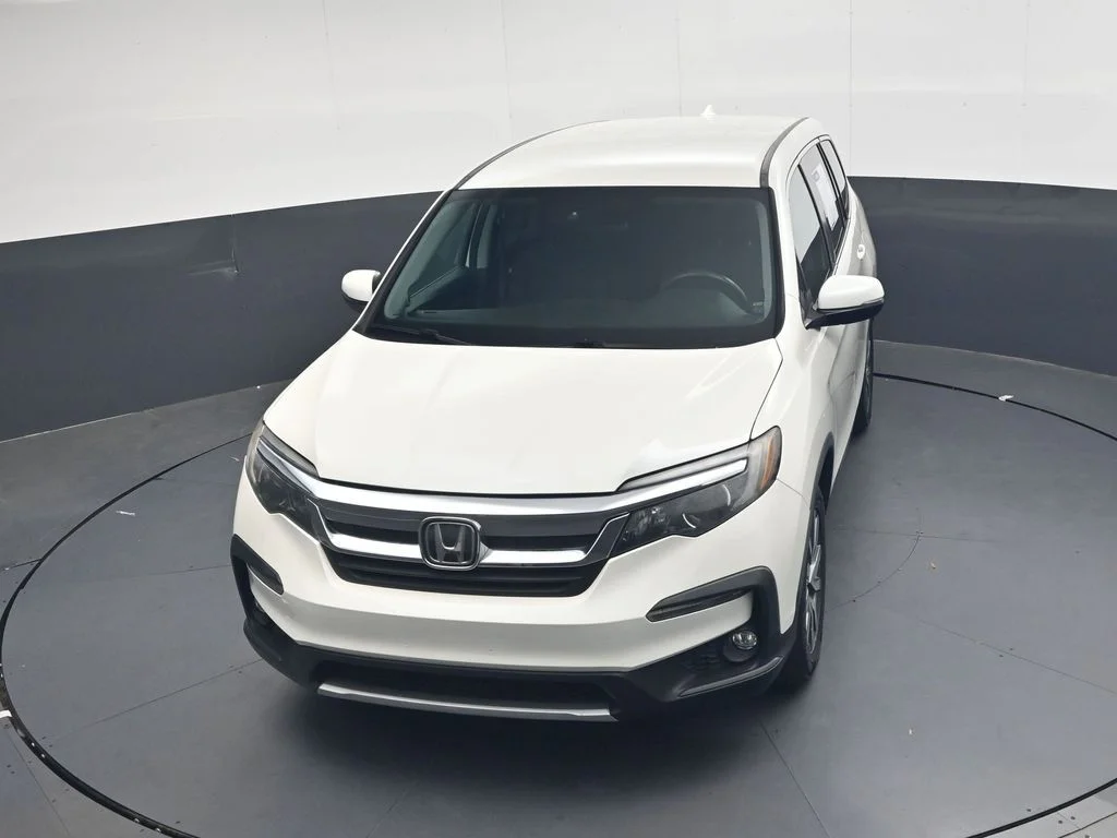 Used 2019 White Diamond Pearl Honda EX image 23