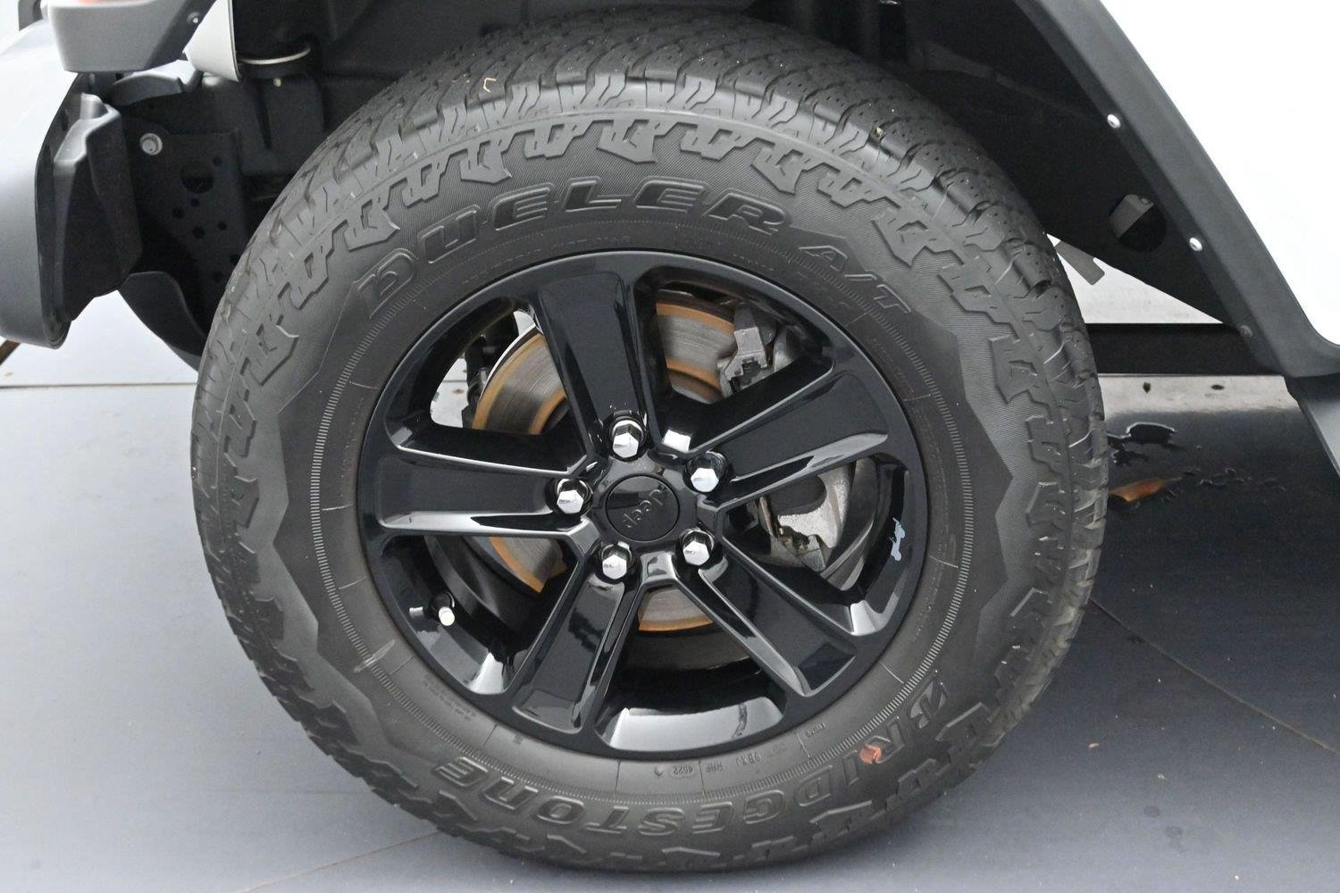 Used 2023 Bright White Clearcoat Jeep Sahara Altitude image 38
