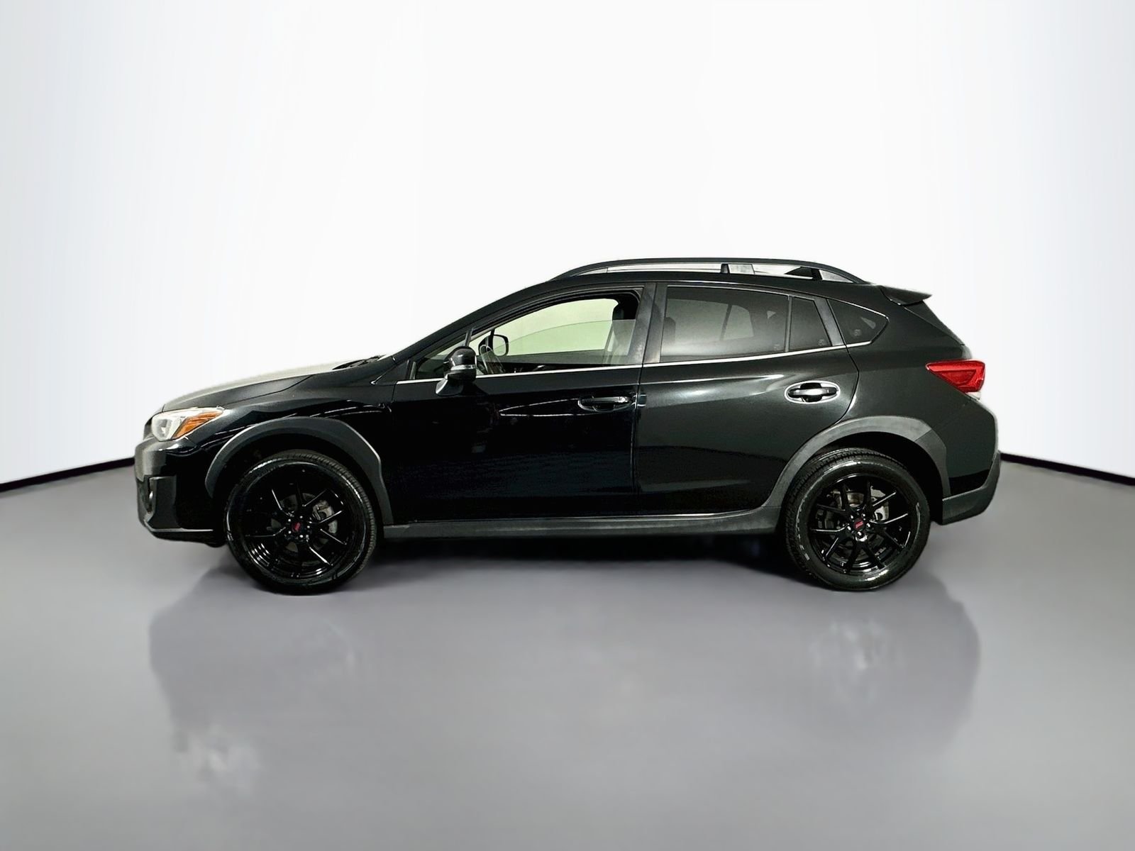 Used 2019 Crystal Black Silica Subaru 2.0i Limited image 5