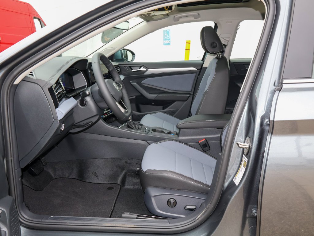 New 2027 Silver Volkswagen 1.5T SE image 11