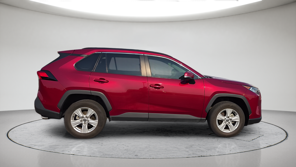 Used 2021 Red Toyota XLE image 5