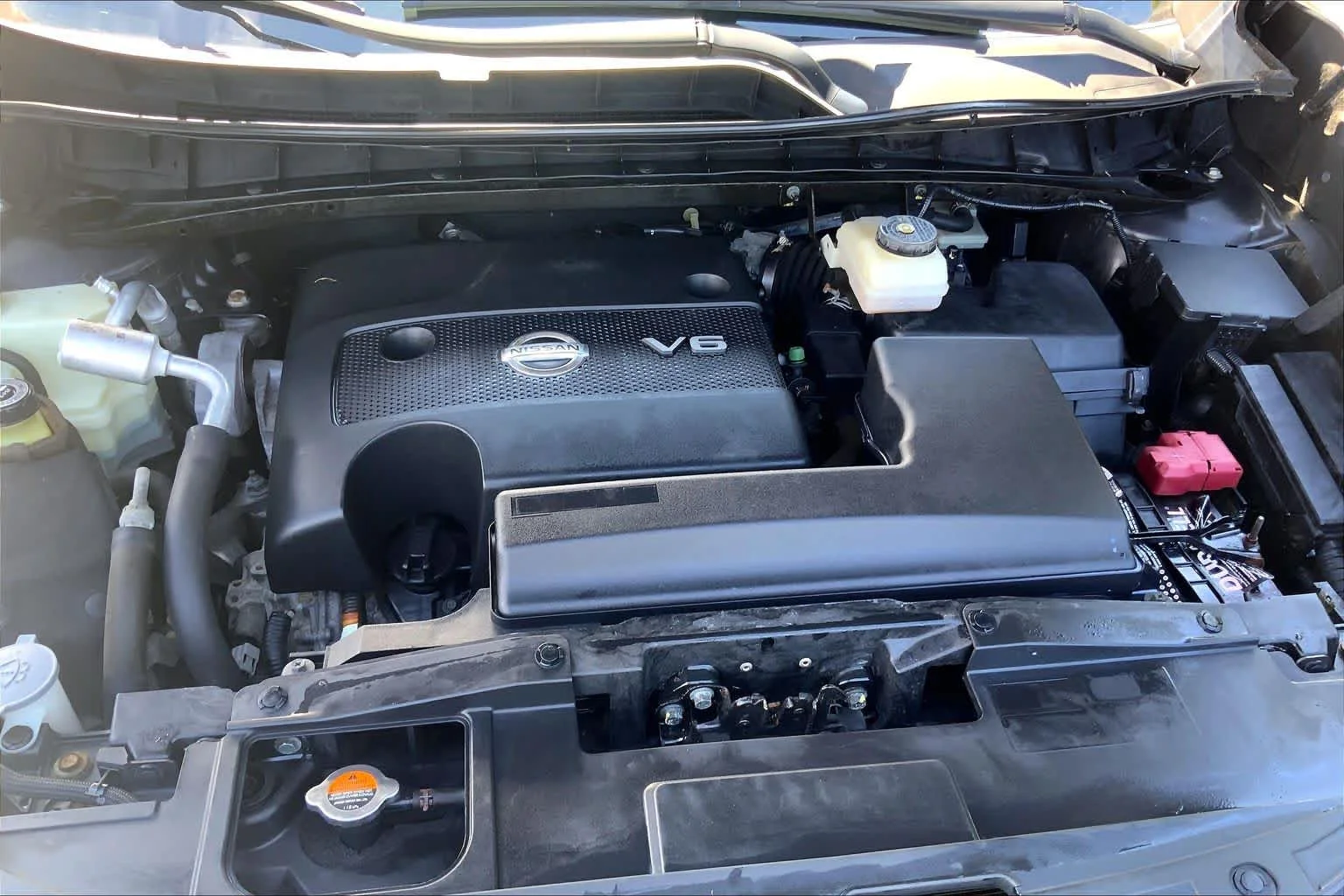Used 2015 Java Metallic Nissan SV image 30