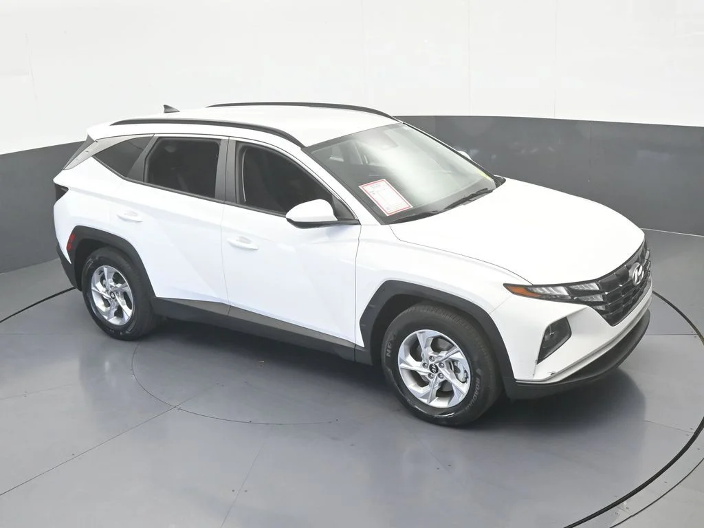 Used 2024 White Pearl Hyundai SEL image 51