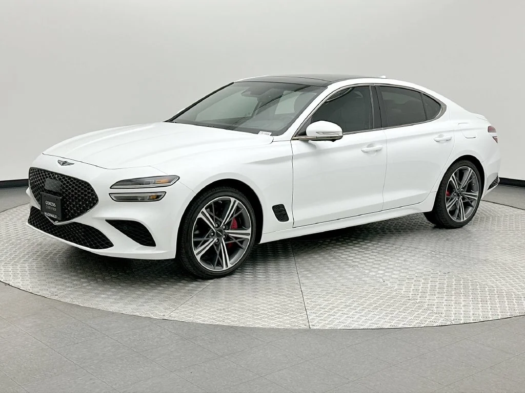 2025 GENESIS G70