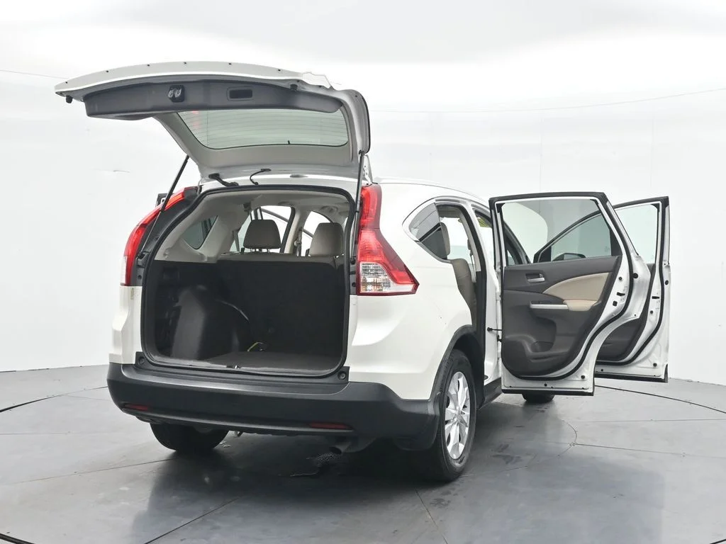 Used 2014 White Honda EX-L image 44