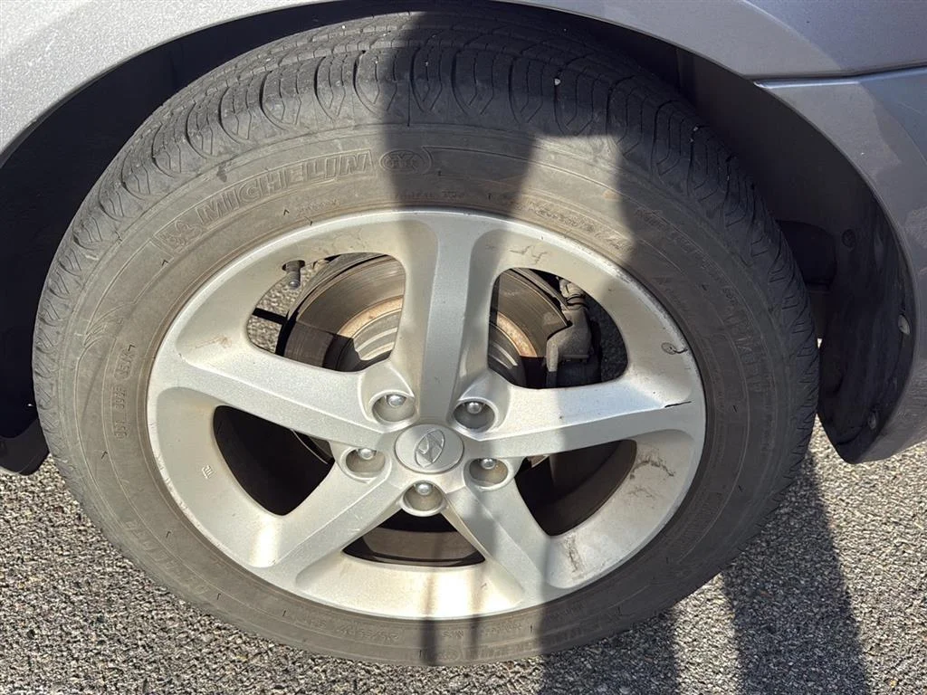 Used 2007 Golden Beige Hyundai SE image 5