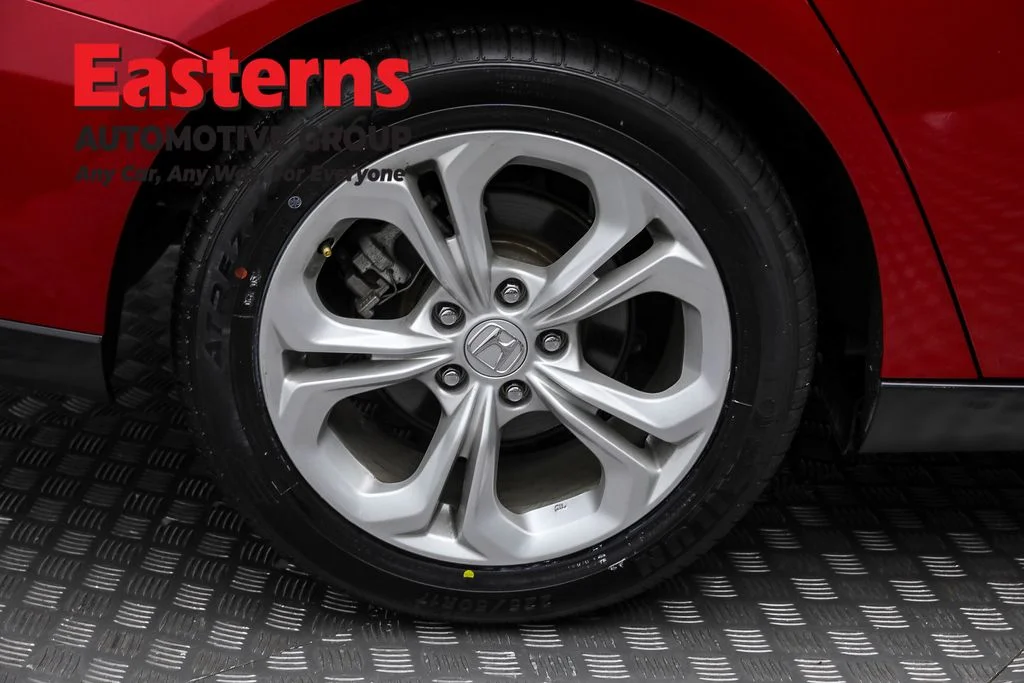 Used 2023 Red Honda LX image 26
