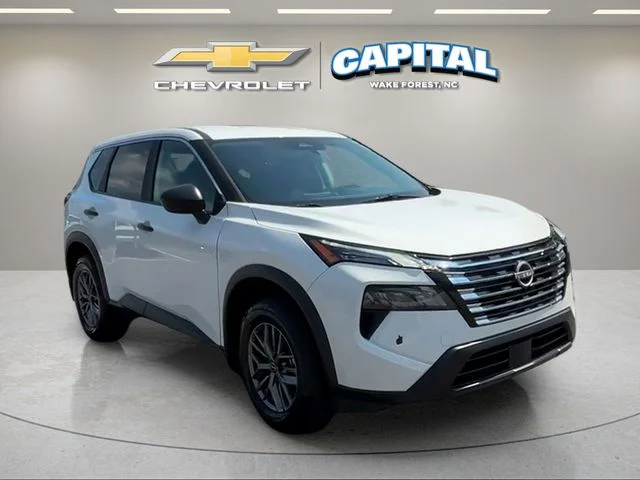 Used 2025 White Nissan S image 8