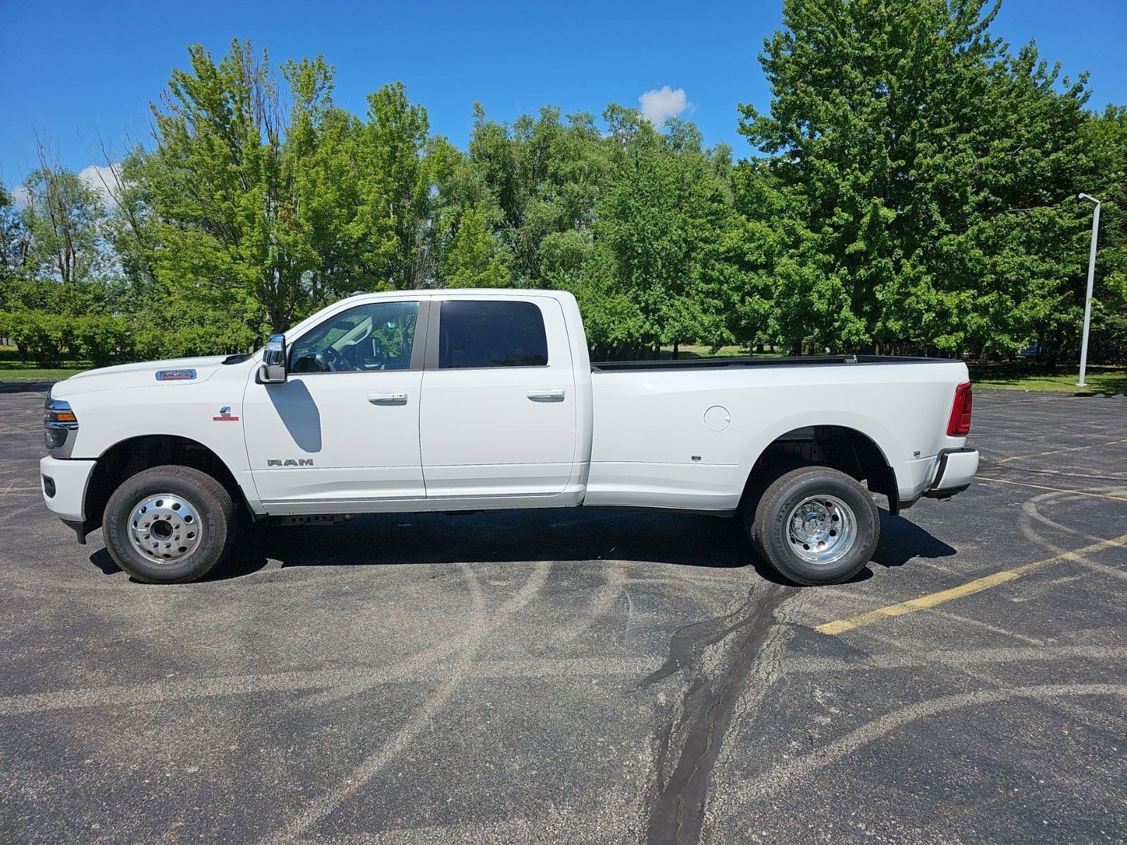 New 2026 Bright White Clearcoat Ram Laramie image 2