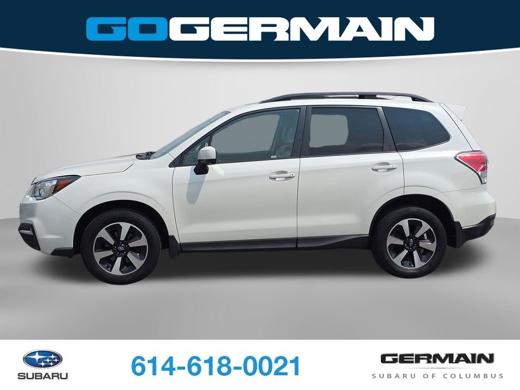 Used 2017 White Subaru 2.5i Premium image 12