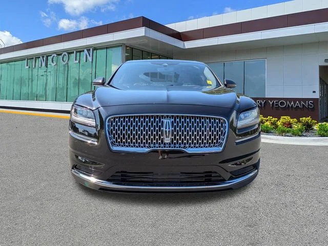 Certified Used 2023 Black Metallic Lincoln Reserve image 9